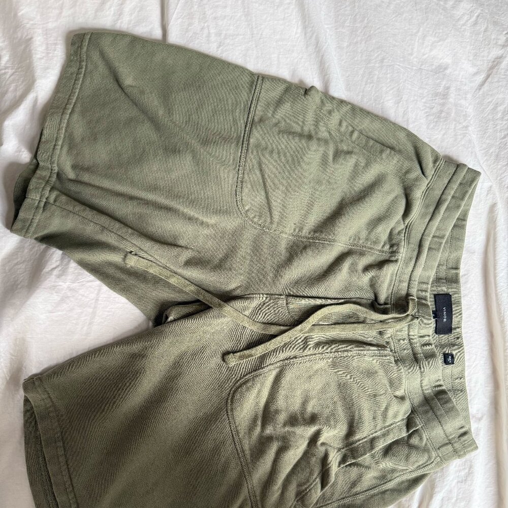 Vince French Terry Garment Dye Short - Olive